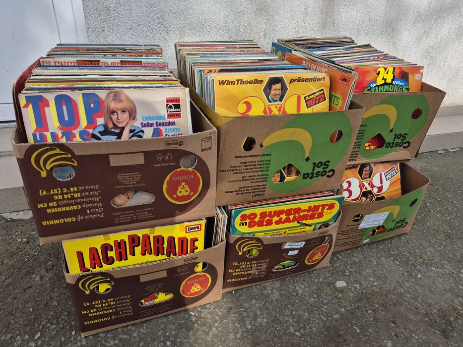 Vand Lot 150lp Discuri Vinil cu muzică usoara mixta 

Artiști:

- Fra