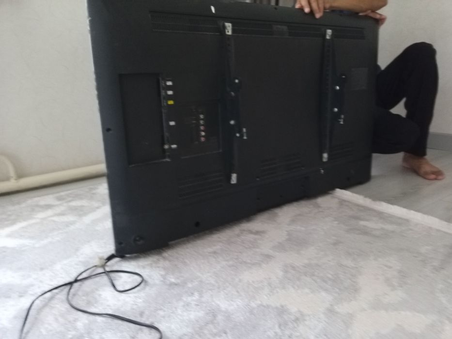Продам телевизор самсунг бу