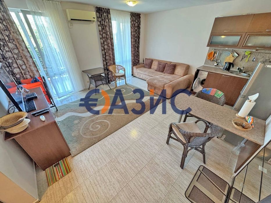 Продава се Двустаен апартамент в к.к. Слънчев бряг - 67 кв.м за 1224 €/кв.м - Снимка #6