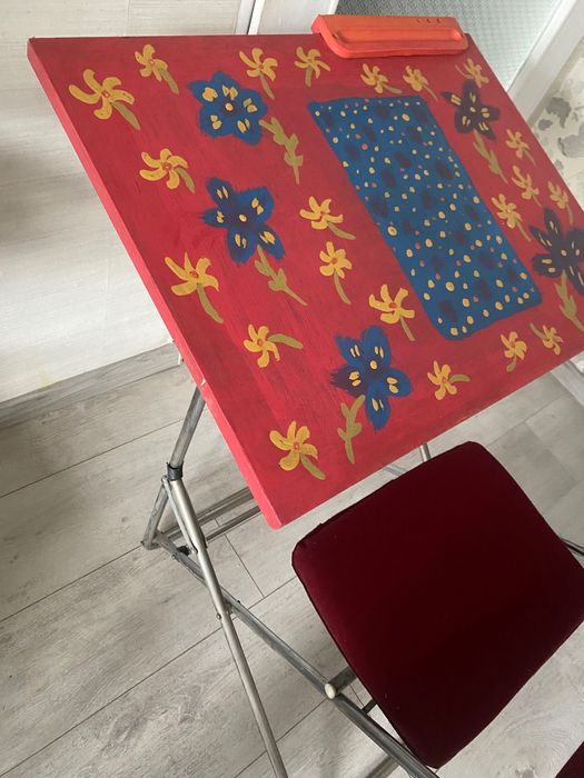 Детски стол с маса - тип чин .