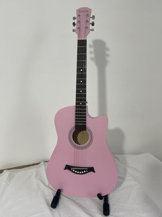 Продается гитары новый