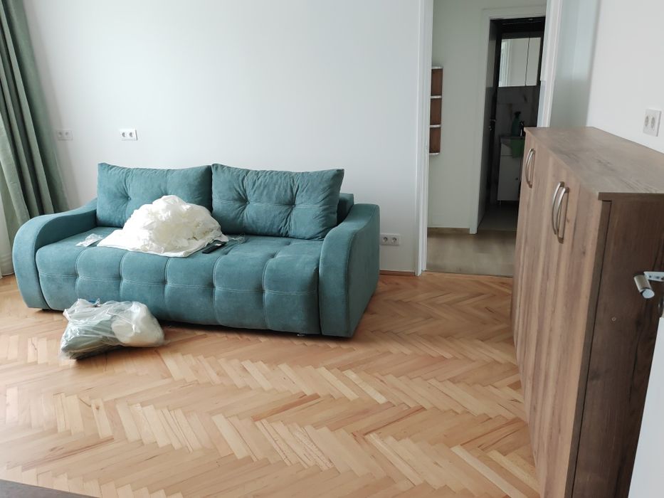 Închiriez apartament 3 camere zona 14 iulie