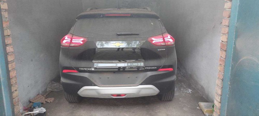 Tracker-2 Turbo Premier