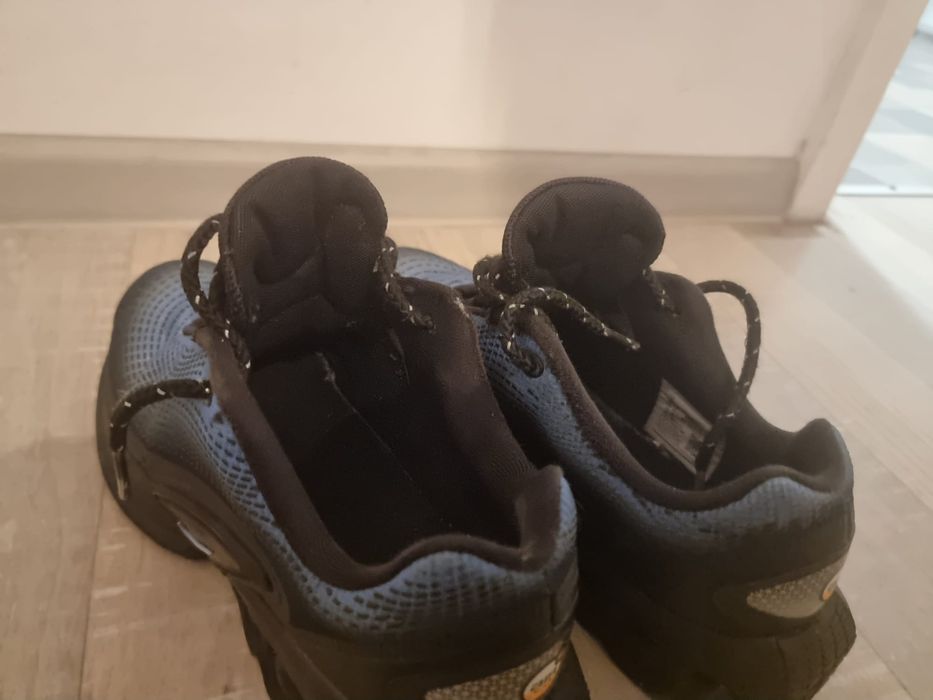 Vand Nike shoess