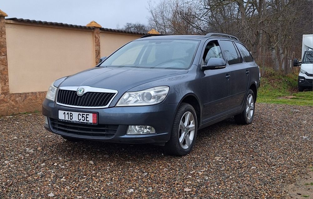 Skoda Octavia/4X4 DIESEL / Cârlig remorcare