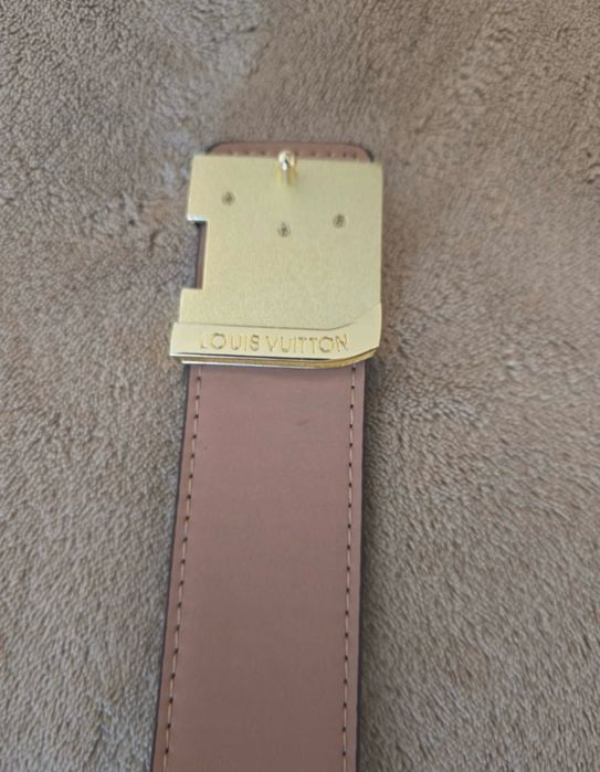 Curea Louis Vuitton