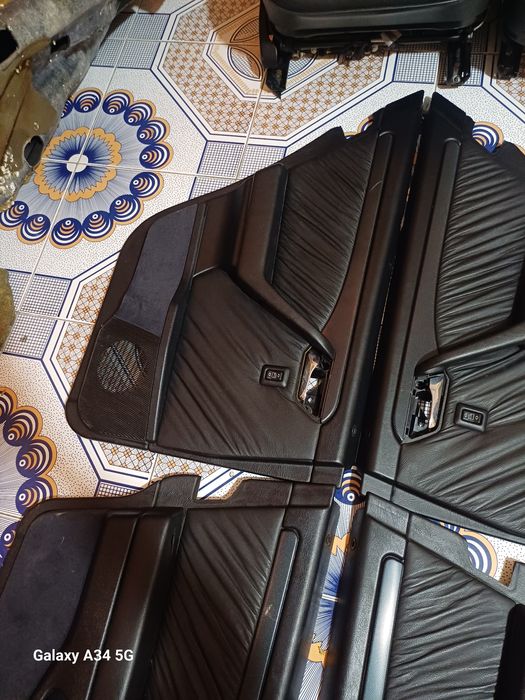 Дверные обшивки w202