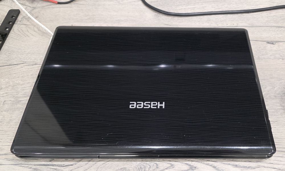 Ноутбук Hasee intel core i3