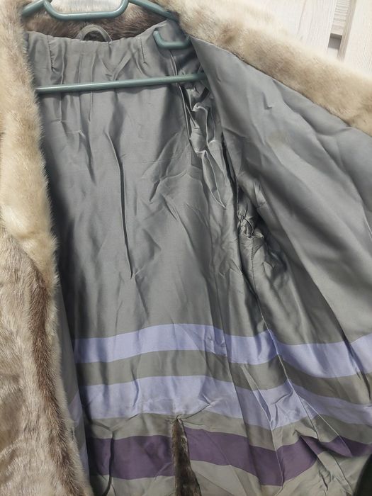 Haina blana naturala de focă