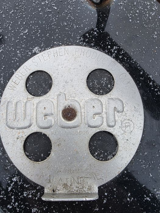 Grătar Weber cu  blat