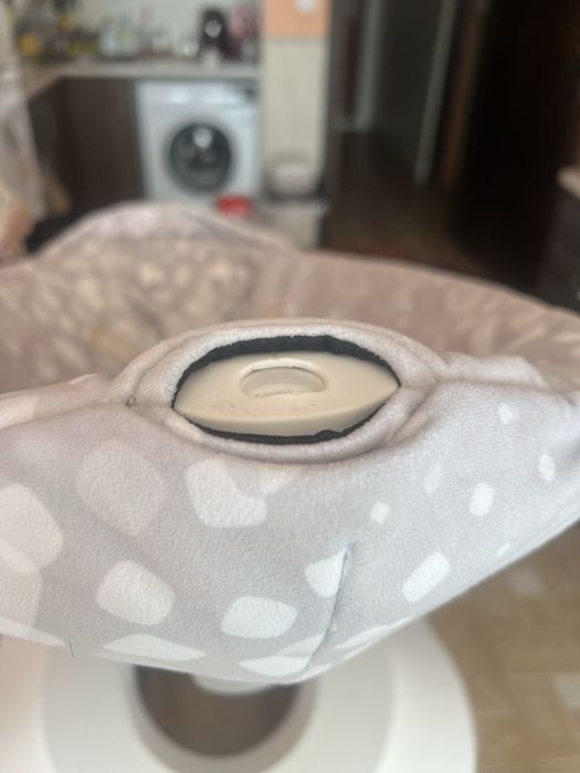 Продавам бебешка люлка 4moms mamaRoo