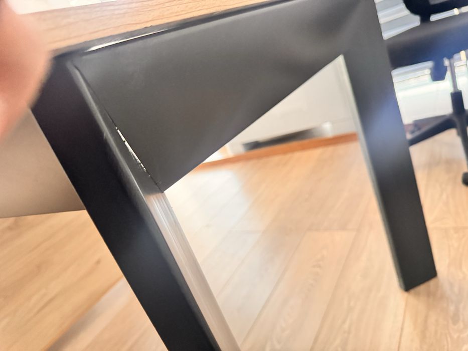 Офисный стол с тумбой