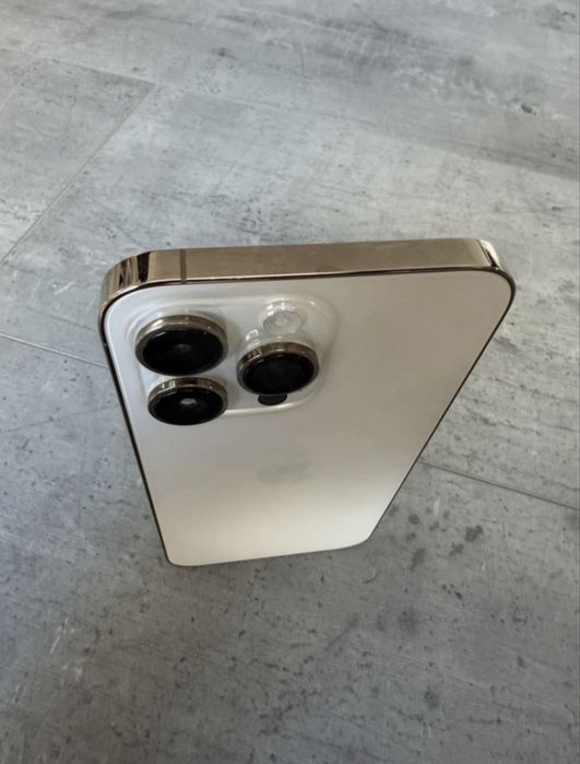 iPhone 14 pro baterie 100% ca nou