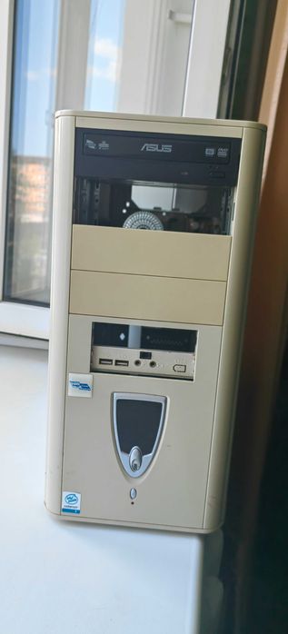 Продам старый кейс для компьютера