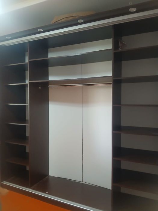 Шифонер купе с зеркалом