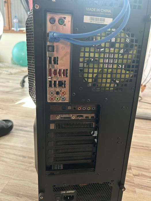 Компютър i7 3.40 ghz 4 ядрен.ssd,16 ram.2gb video .