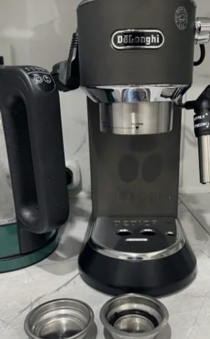 Рожковая кофеварка DeLonghi EC685.BK | Высшее качество| Гарантия