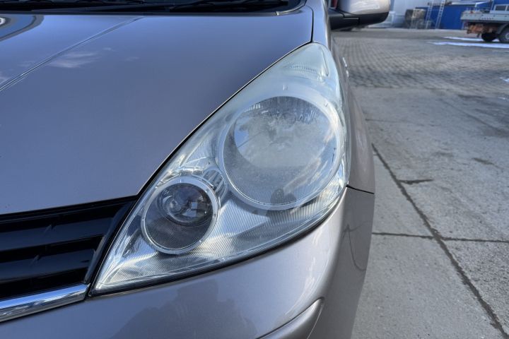 Far stanga Nissan Note E11 [facelift] [2009 - 2014]