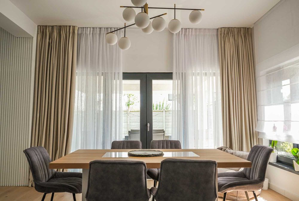 Draperii de catifea diferite modele pentru design interior si perdele