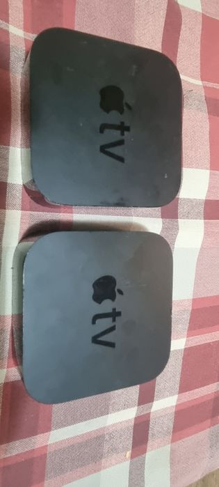 2x apple tv a1842 emc 3124 4k defecte led blink