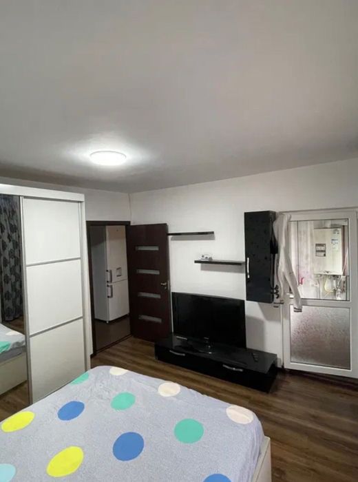 Închiriez apartament 1 camera zona ic frimu vizavi de cin cin