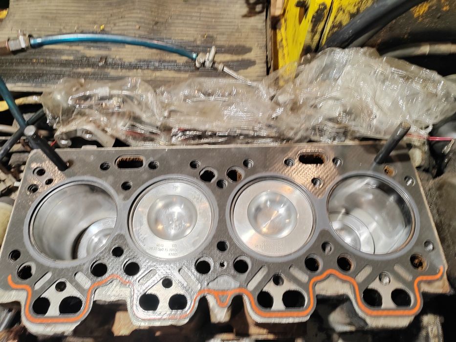 Вилочный погрузчик.