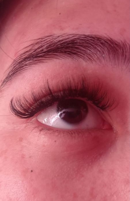 Наращивание ресниц.