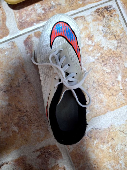 Ghete fotbal Nike HyperVenom copii