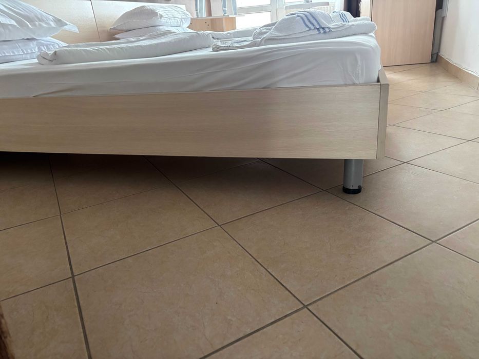 Еденични Легла с матраци