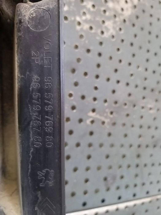 Stop tripla lampa dreapta citroen berlingo 9657976980 9657976780