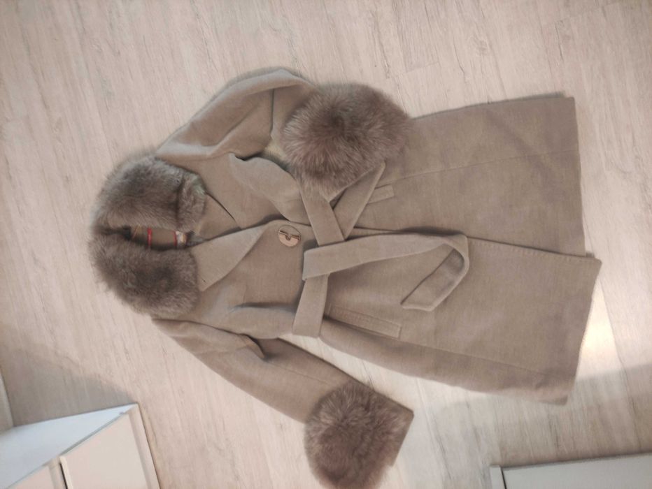 Продам зимнее пальто, абсолютно новая!