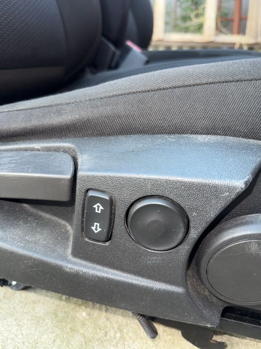 Седалки за Опел Инсигния