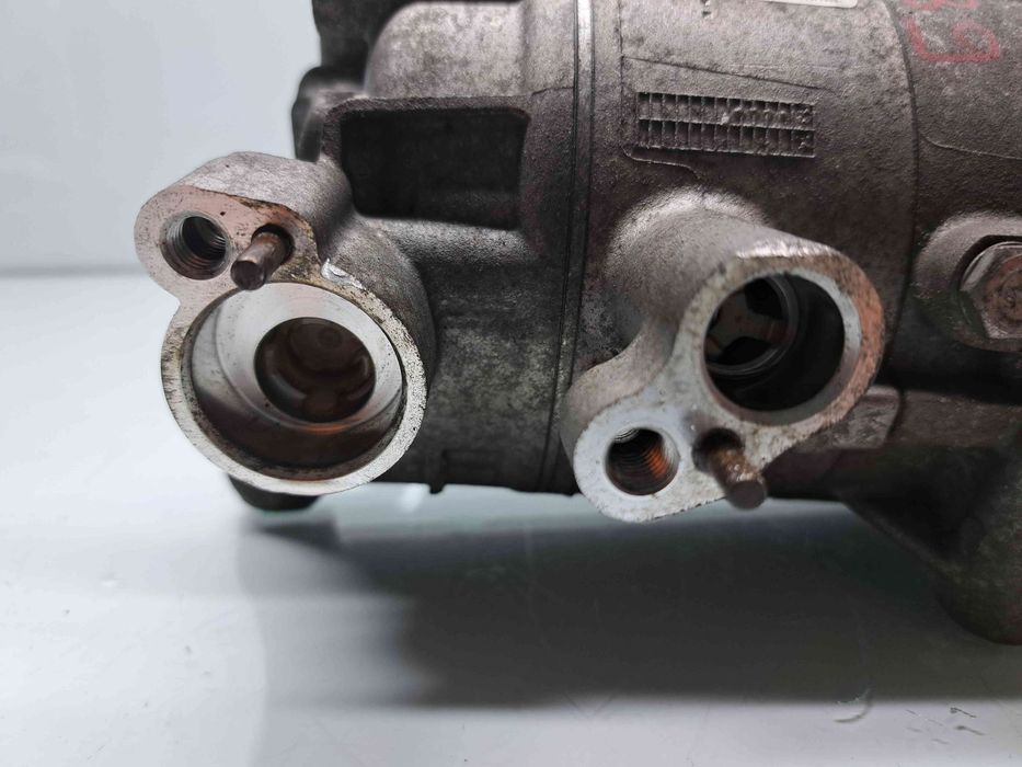 Compresor clima  Volkswagen Golf 6 (5K1) [Fabr 2009-2013] 5K0820803A 2