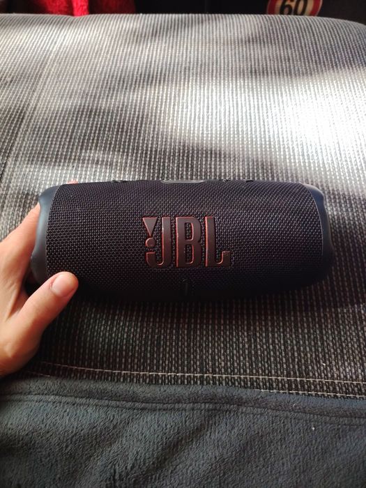 Vand boxe JBL + LG X Boom