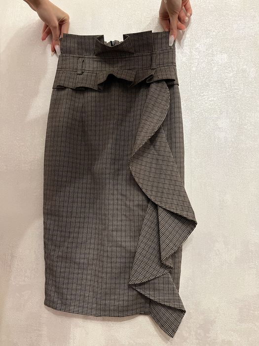 Пола от 75% вълна - ХС размер