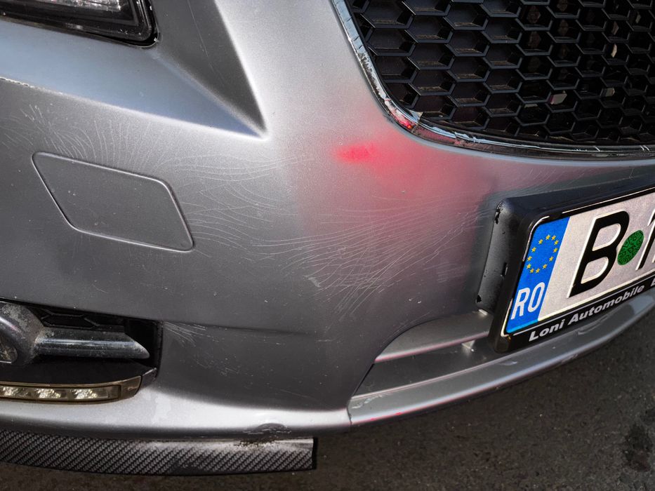 Chevrolet Cruze 1.6 benzină