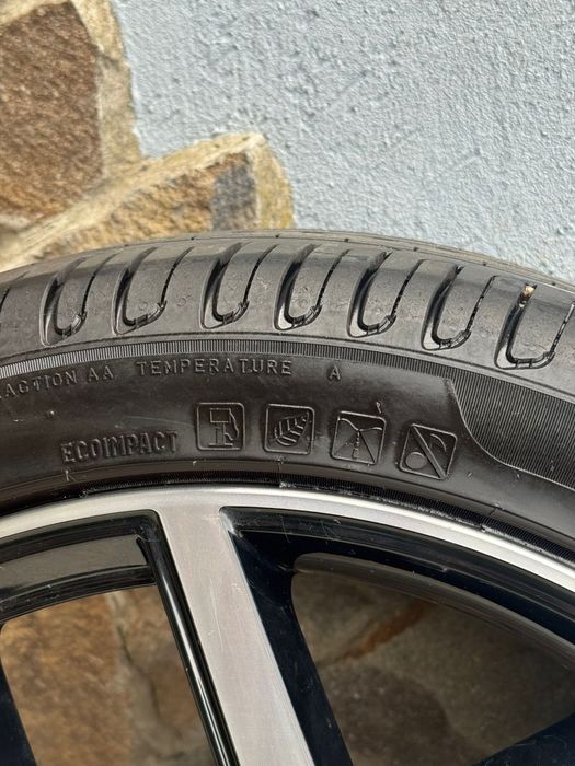 Jante/anvelope Seat arona FR 215/45 R18”