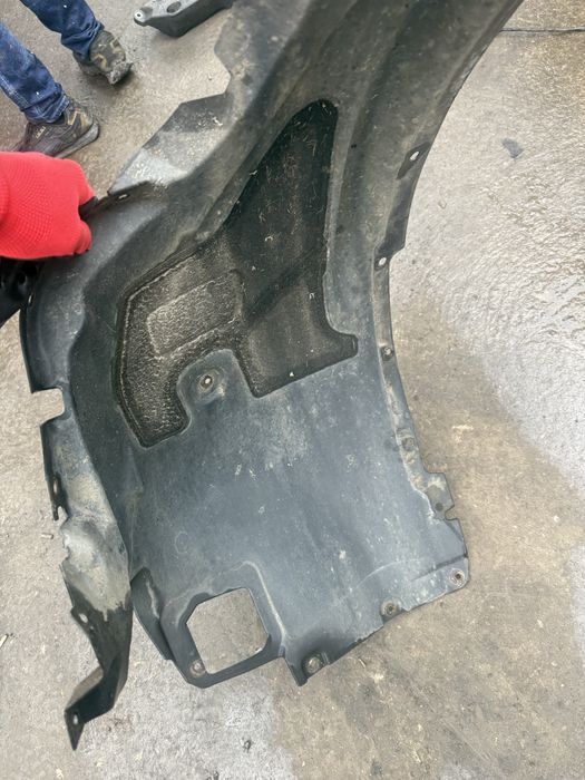 Подкалник преден десен бмв х5 ф15 (podkalnik bmw x5 f15)