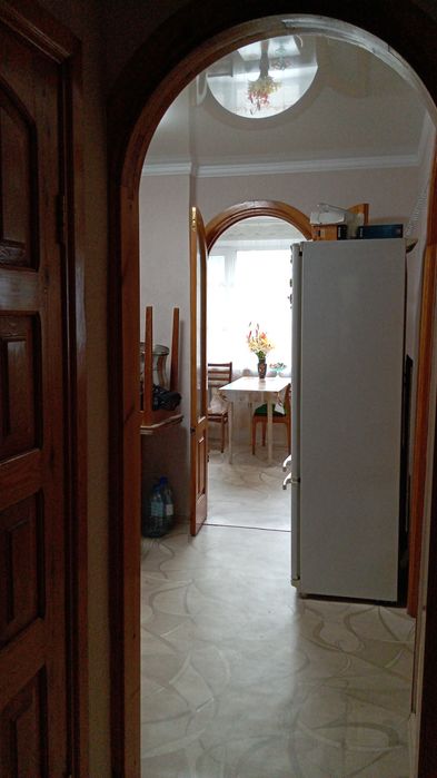 Продам 4 комнатную квартиру от хозяина район Океана
