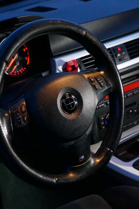 Професионален автомобилен фотограф