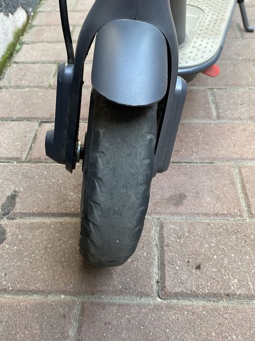 Trotinetă electrică AOVOPRO M365 modificată – 31 km/h, 900 km