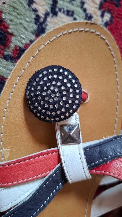 Saboti de vara din piele