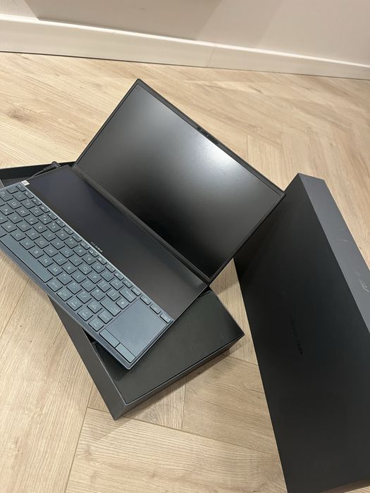 Laptop Asus Zenbook duo - ux481fl