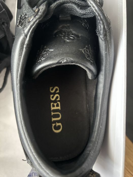 Guess спортни обувки 40 номер