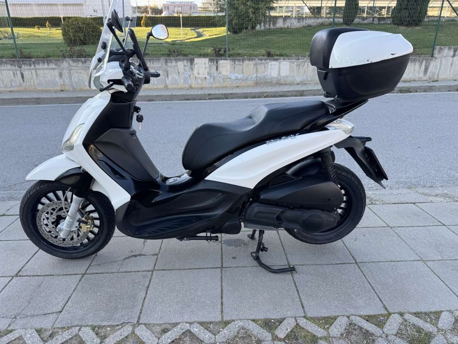 Скутер Piaggio Beverly 350 куб. 2016 г.