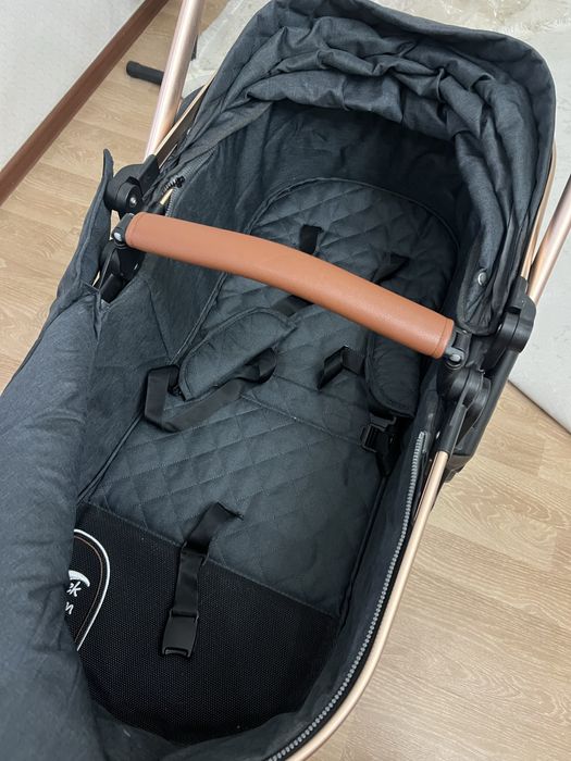 Продам коляску в отличном состоянии