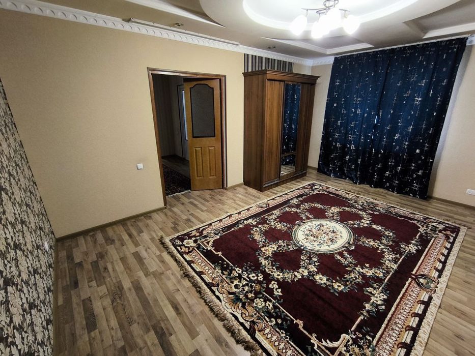 Урикзор якинида Дом  6 ком аренда