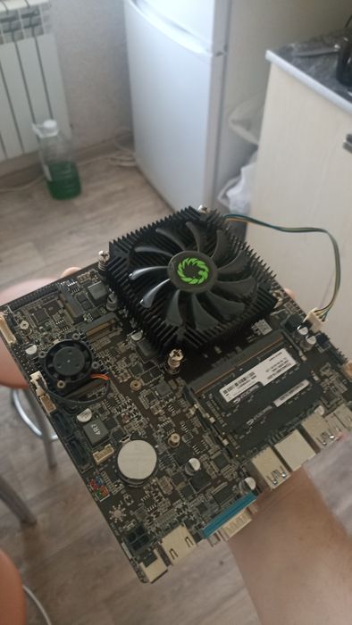 материнская плата ам4