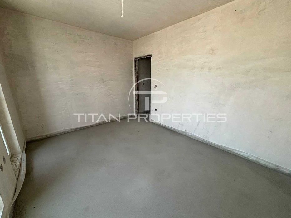 Продава се Тристаен апартамент в Пловдив, Южен - 104 кв.м за 955 €/кв.м - Снимка #5