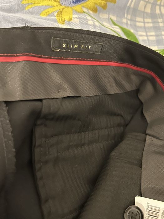 Pantaloni de costum Reserved